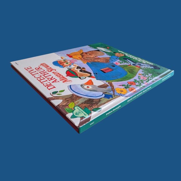 Detective Arthur, Master Sleuth Oversized Merrigold Press Book - Picture 3 of 4